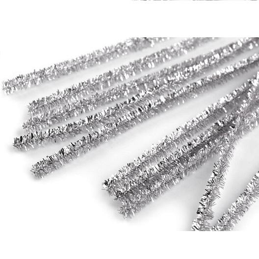 Ezüst lurex szál, hossza: 30 cm, átmérője: 6 mm. Az ár egy szálra vonatkozik
