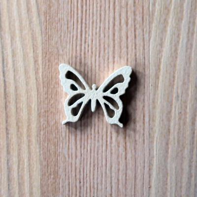Fehér fa pillangó, közepes. Mérete: 50x42x3 mm