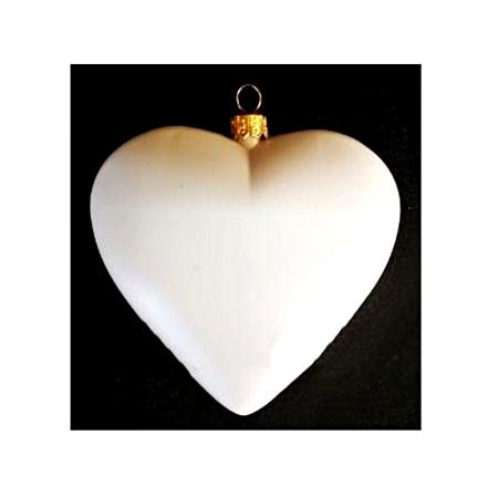 Fehér műanyag lapos szív, mérete: 95x100 mm