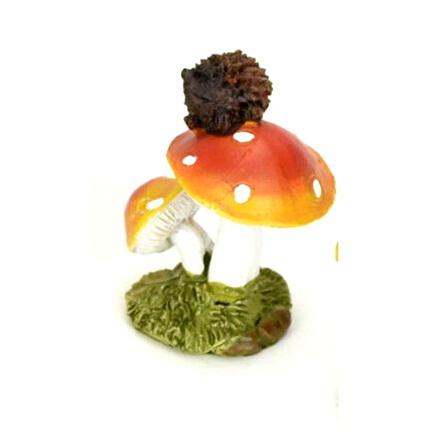 Mini kerámia pöttyös gombák sünivel, mérete: 40x60 mm
