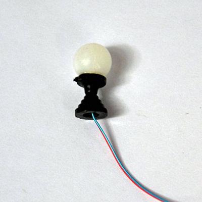 Mini műanyag lámpa, ledes, 3V-os. Magassága: 12 mm