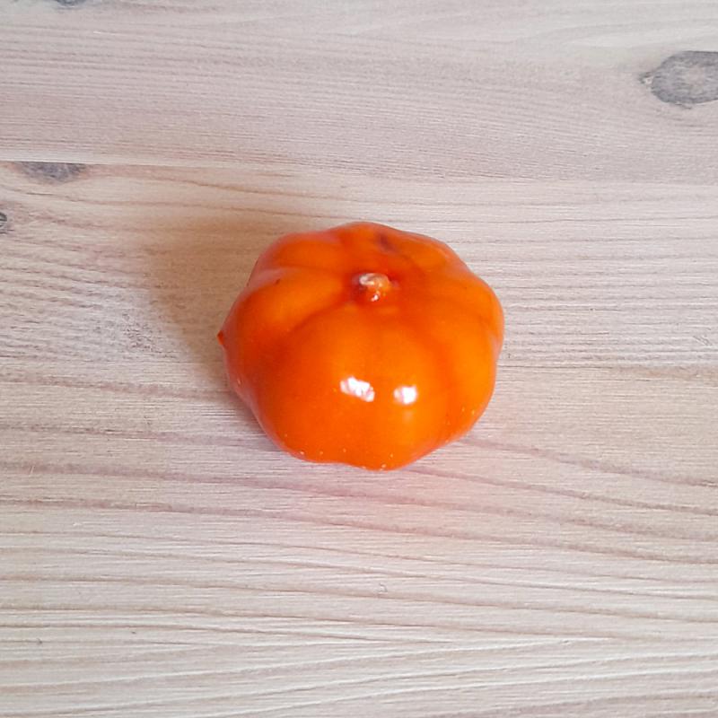 Műtök, narancssárga. Mérete: 40 mm