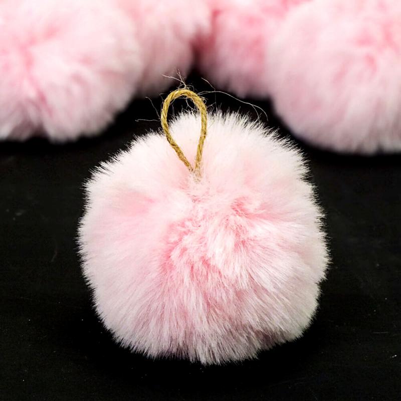 Puha szőrgombóc, rózsaszin színű, mérete: 8 cm