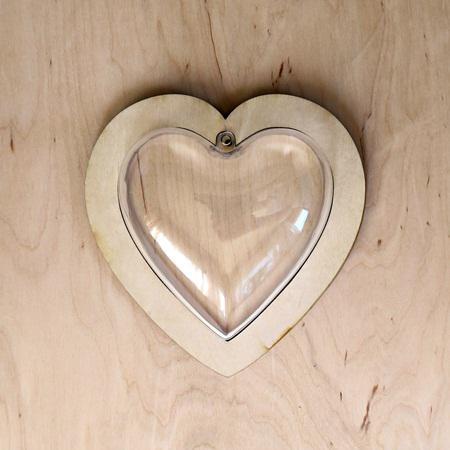 Szív kerettel, akril szív betéttel, mérete: 112x112x3+3 mm