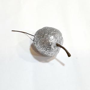 Glitteres alma, ezüst, mérete: 35 mm