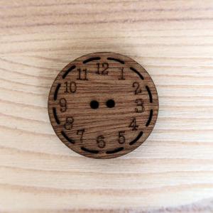 Natúr fa gomb, óra. Átmérője: 3 cm