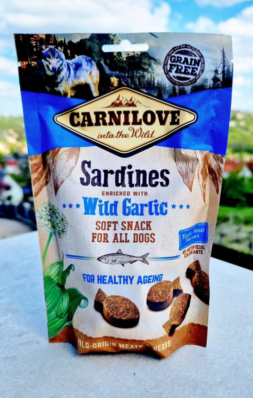 Carnilove Dog Semi Moist Snack Sardines with Wild Garlic - Szardínia medvehagymával 200g