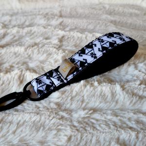 Black & White (black)