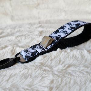 Black & White (black)