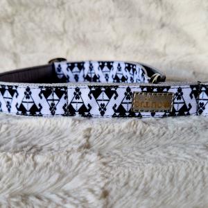 Black & White (silver)