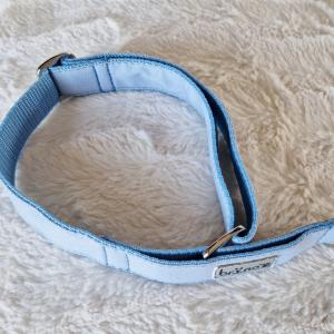 Bleu félfojtó nyakörv