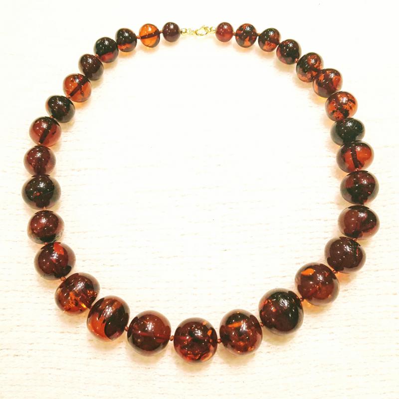 Borostyán gyöngysor barokk Jubilex 490