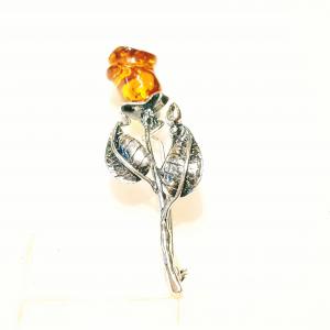 Borostyán ezüst bross faragott rózsa  Jubilex 483