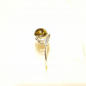 Borostyán ezüst gyűrű zöld Jubilex  422 (méret 59,60)