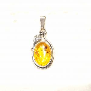 Borostyán ezüst medál  Jubilex Stúdió (3,7g) 516