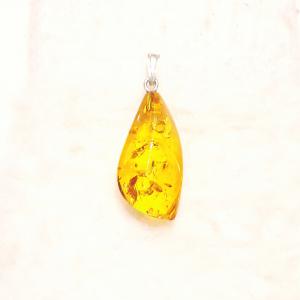 Borostyán medál hullámos Jubilex 493