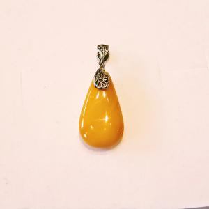 Borostyán medál sárga opak  aranyozott ezüst akasztóval 365