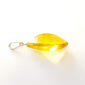 Borostyánkő medál hullámos egyedi Jubilex 318