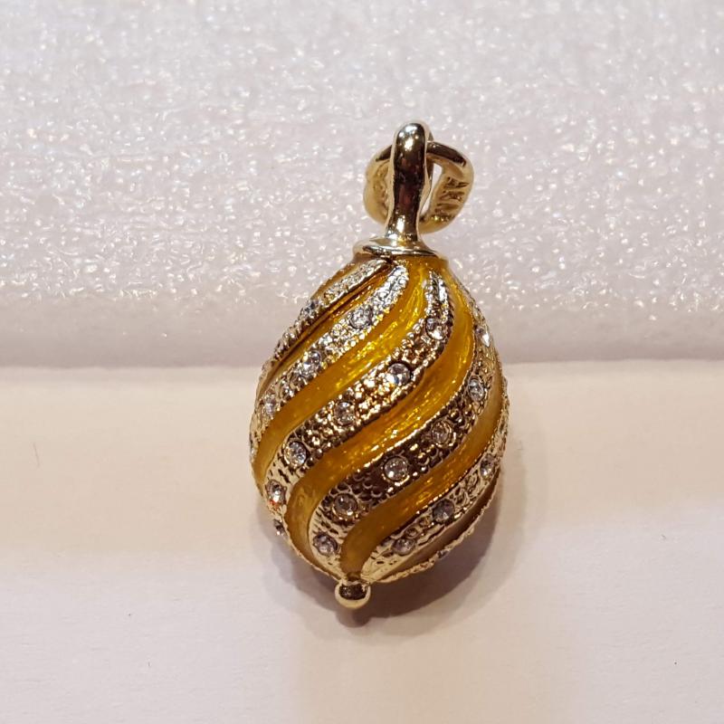 Fabergé-tojás medál 610