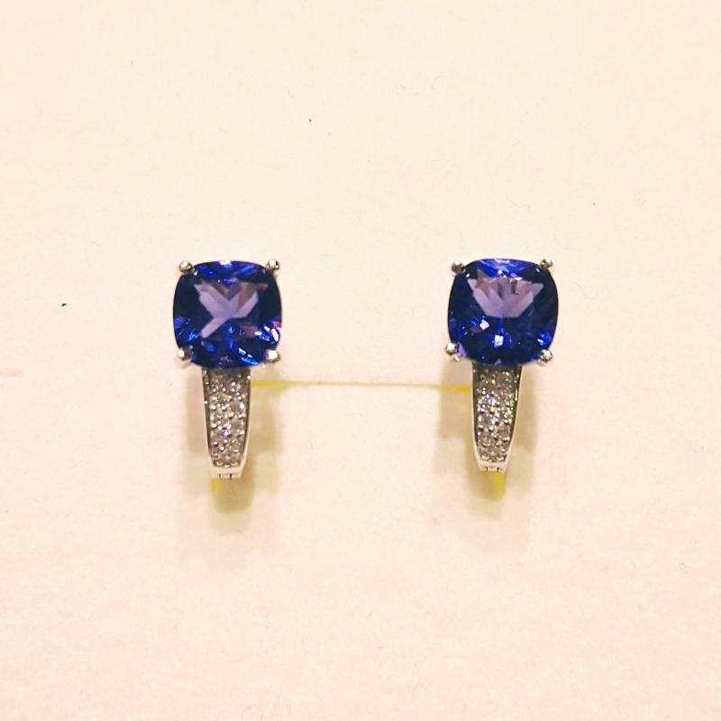 Ródiumozott ezüst szintetikus tanzanit fülbevaló  817