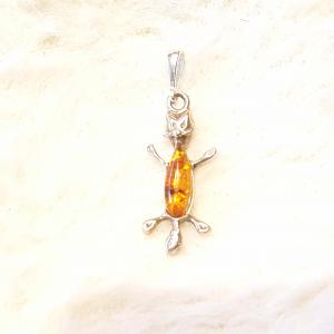 Borostyánköves ezüst medál cica jubilex 330