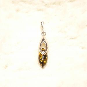 Borostyánköves ezüst medál zöld Jubilex 346