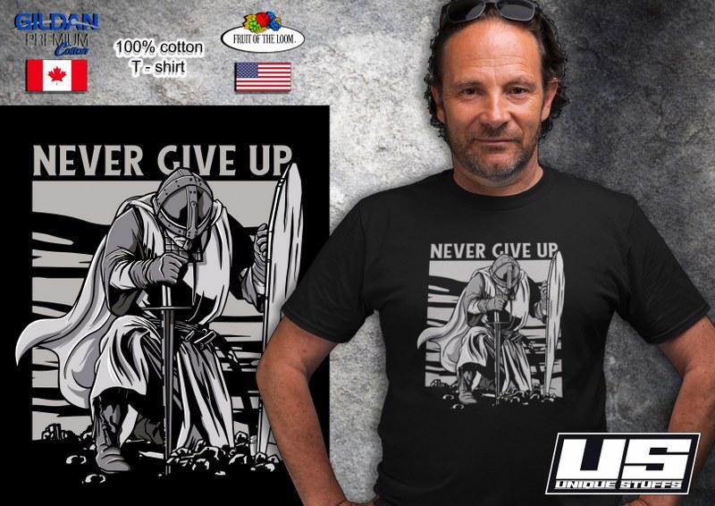Knight - Lovag - Never give up mintás póló