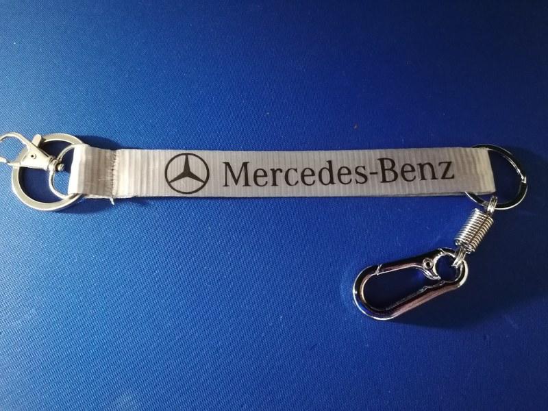 Mercedes ezüst