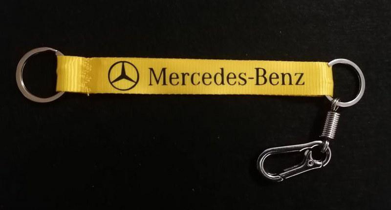 Mercedes sárga
