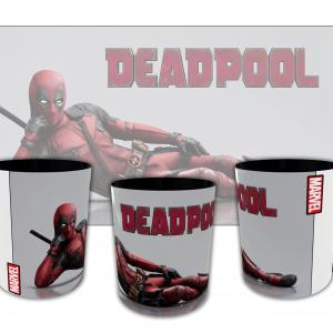 Deadpool mintás bögre