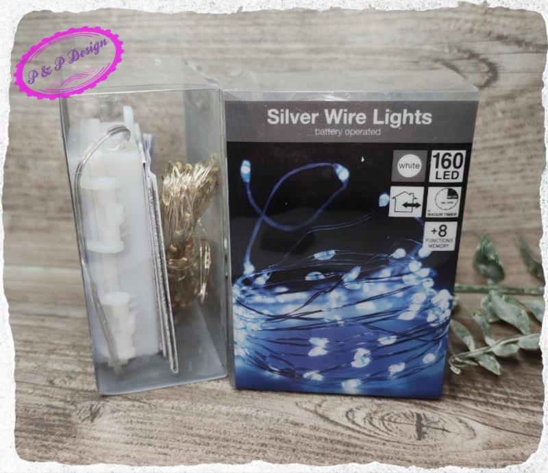 160 LED-es ezüst drótkábeles programos fényfüzér, vízálló, elemes (elem nélkül szállítjuk), fénysor hossza 795 cm  - hideg fehér