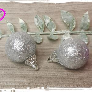 Karácsonyi glitteres polisztirol gömb 2,5 cm - ezüst