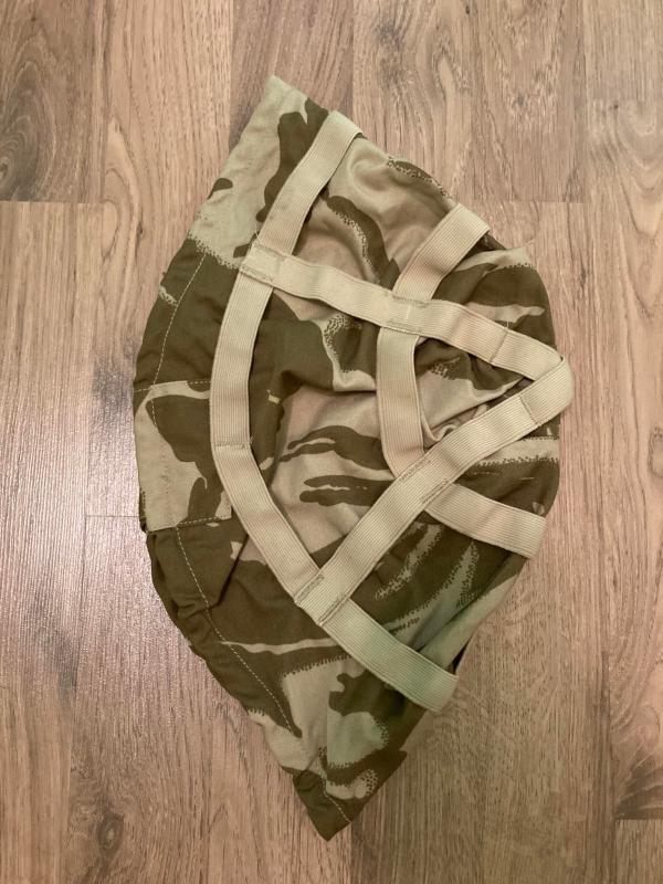 Angol Sivatagi Sisakhuzat