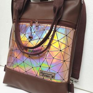 Elegáns 4in1 kakaóbarna lézerhologramos textilbőr hátizsák univerzális táska