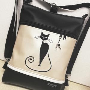 Hímzett cicás 3in1 hátizsák univerzális táska fekete-gyöngyházpezsgő