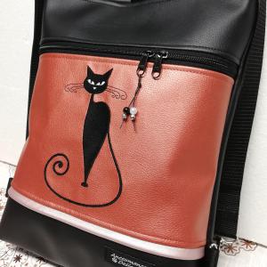 Hímzett cicás 3in1 hátizsák univerzális táska fekete-metál terrakotta