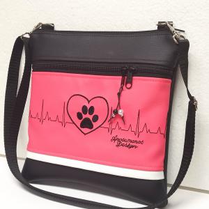 Hímzett textilbőr táska övtáska 25x25 EKG szív tappancs - pink-fekete