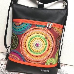 Mandala mintás 3in1 textilbőr hátizsák  fekete alap narancs díszítéssel