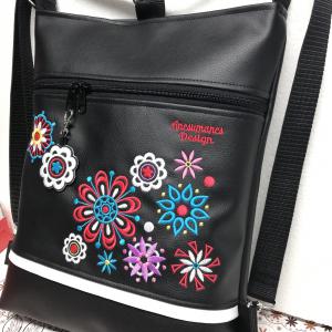 Virágmandalák feketén hímzett 3in1 hátizsák univerzális táska