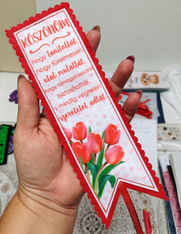 Köszönöm hogy tanítottál - tulipános kézműves filc könyvjelző