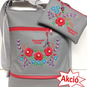 Szettben olcsóbban! Hímzett 3in1 Hungarian Folkart15 táska szett hátizsák neszivel szürke alap színes hímzéssel