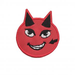 Vasalható varrható hímzett felvarró folt Emoji Devil Piros ördög 5,7x6,5cm