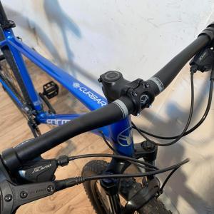 Forme Curbar 2 2022 29er Hardtail MTB kerékpár