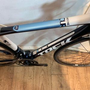 Trek MADONE 4.5 Carbon országúti kerékpár