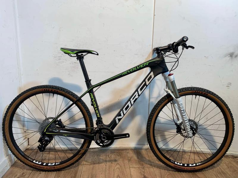 Norco Revolver HT 7.2 Carbon MTB kerékpár