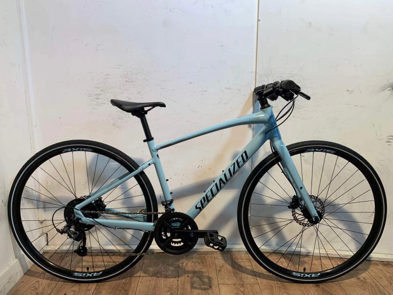 Specialized Sirrus 2.0 kerékpár