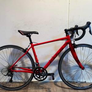 Fuji Sportif 2.3 2021 országúti kerékpár