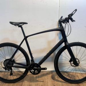 Specialized Sirrus Expert XL carbon kerékpár