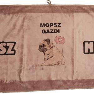 Mopsz gazdi törölköző