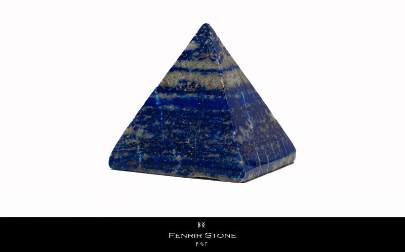 Afganisztáni Lapis Lazuli piramis Pirittel